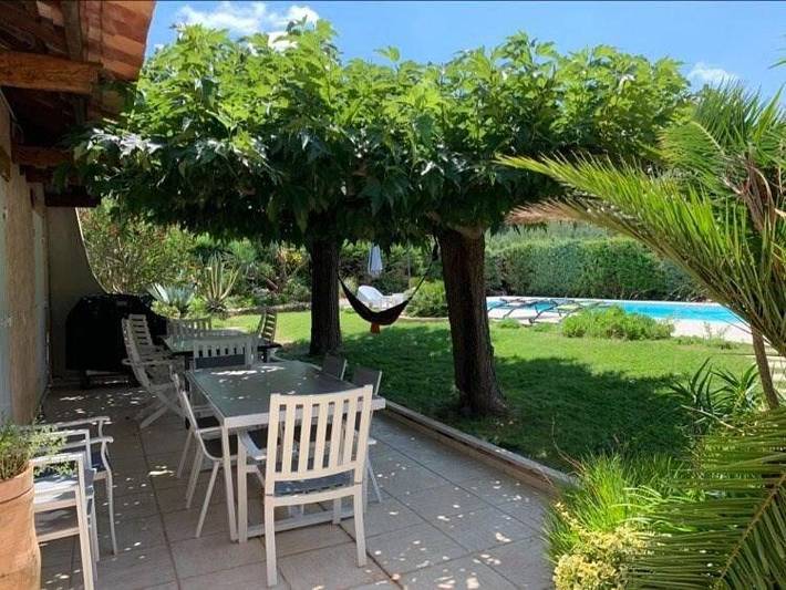 Villa pour 12 personnes, avec jacuzzi ainsi que jardin et piscine à Cuers - 2