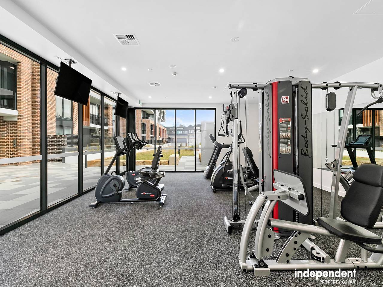 Ganze Wohnung, Geräumiges 1-Bett-Apartment mit Fitnessraum, Grill und Parkplatz in South Canberra, Canberra