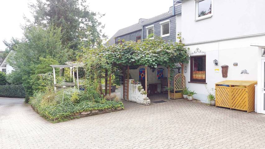 Ferienwohnung für 5 Personen, mit Garten und Sauna, mit Haustier in Kamp-Bornhofen