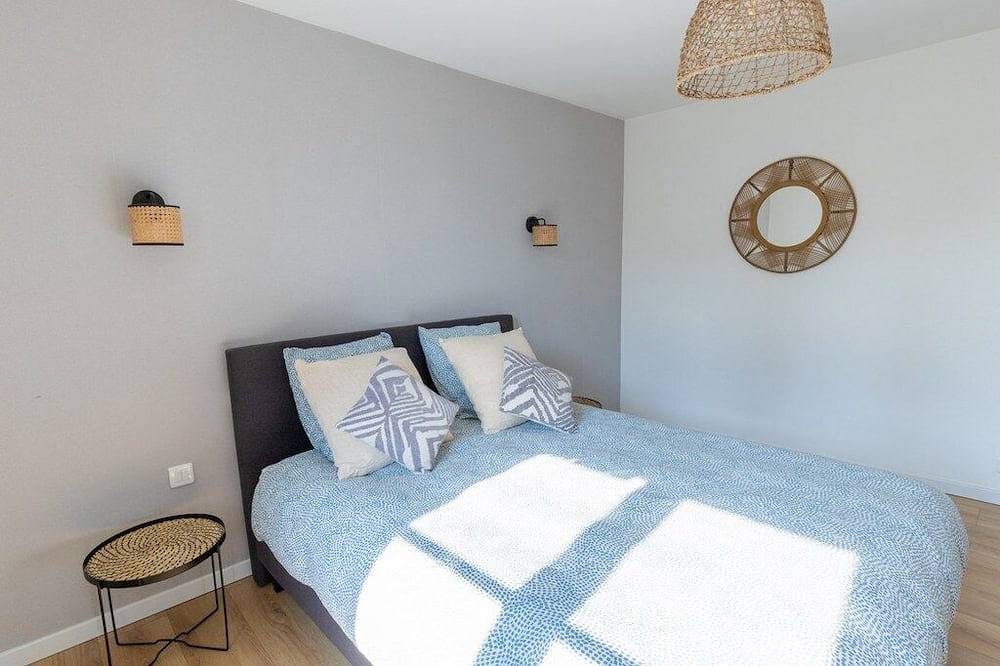 Entire apartment, Suite Hair - 4 Personnes A Seulement 2 Minutes à Pied de L'avenue de Champagne ! in Épernay, Marne