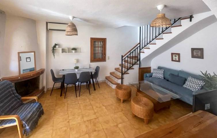 Location de vacances pour 6 personnes, avec terrasse et piscine à Elche - 4