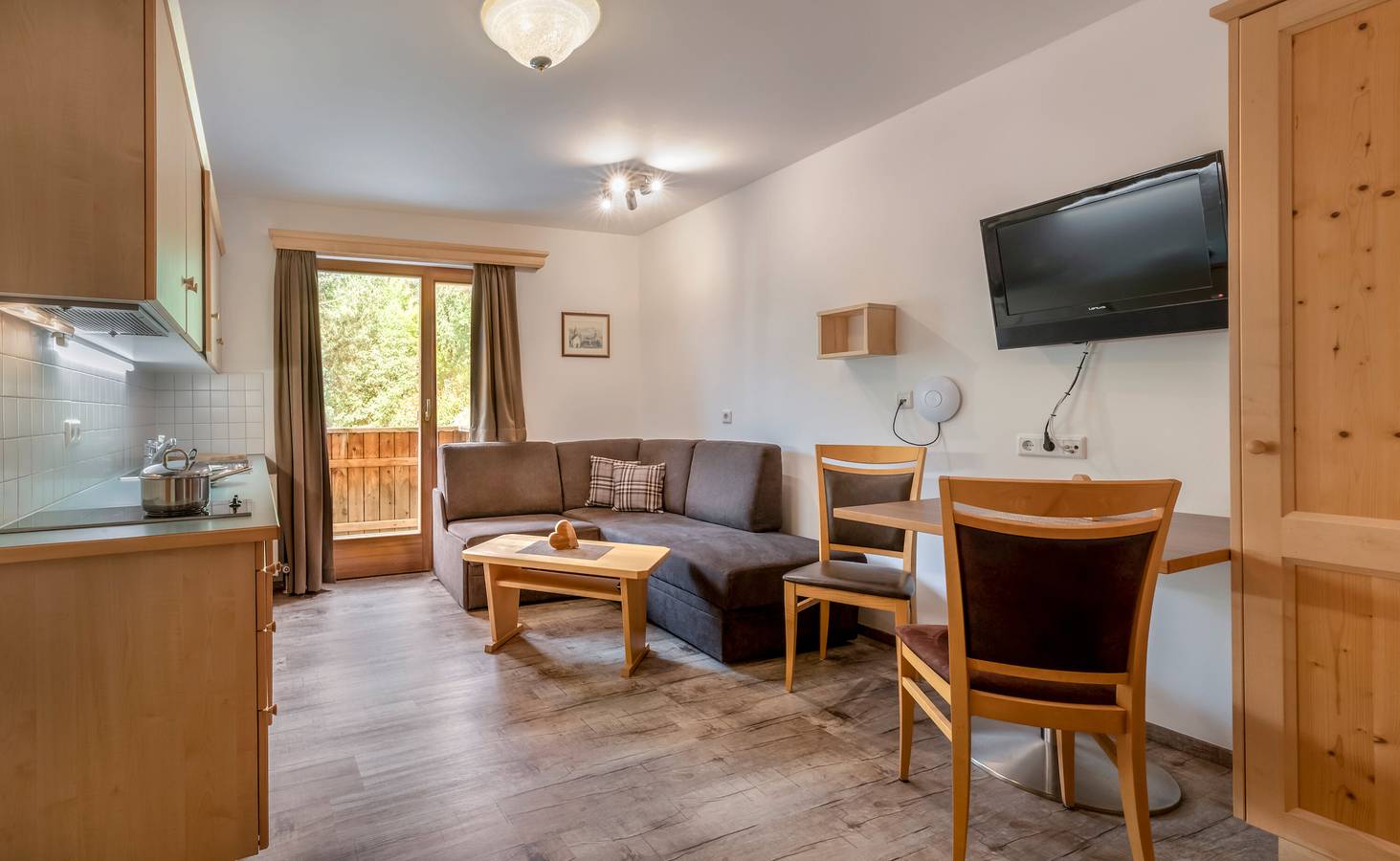 Ganze Wohnung, Apartment 'Moriggl Bergkamerad 3' mit Bergblick, gemeinsamer Terrasse und Wlan in Burgeis, Mals