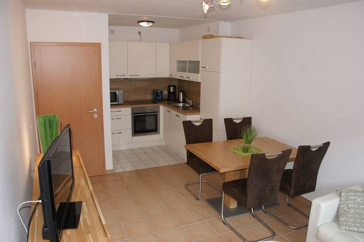 Ferienwohnung für 4 Personen, mit Terrasse und Garten in Schönberg - 3