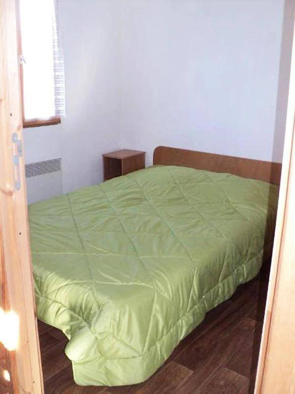 Location de vacances pour 4 personnes, avec piscine et bassin pour enfant à Reilhaguet - 4