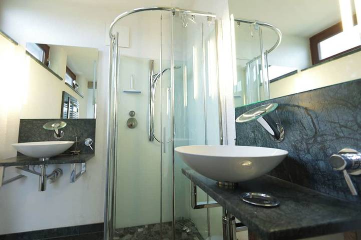 Gemütliches Haus mit 2 Schlafzimmern im Zentrum von Kaprun mit Schönen Terrassen in Hohe Tauern, Kaprun