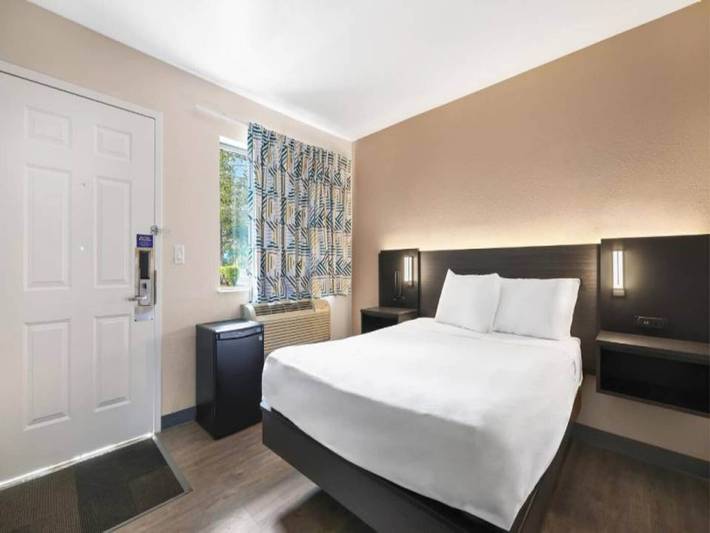 Apartamento entero, 1 cama tamaño queen | No fumadores in Kirkland, Lake Washington