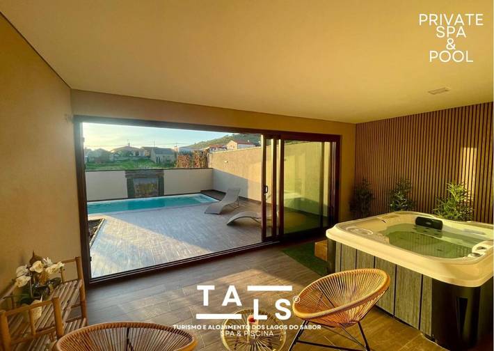 Location de vacances pour 2 personnes, avec piscine et jardin ainsi que vue et bassin pour enfant dans Mogadouro