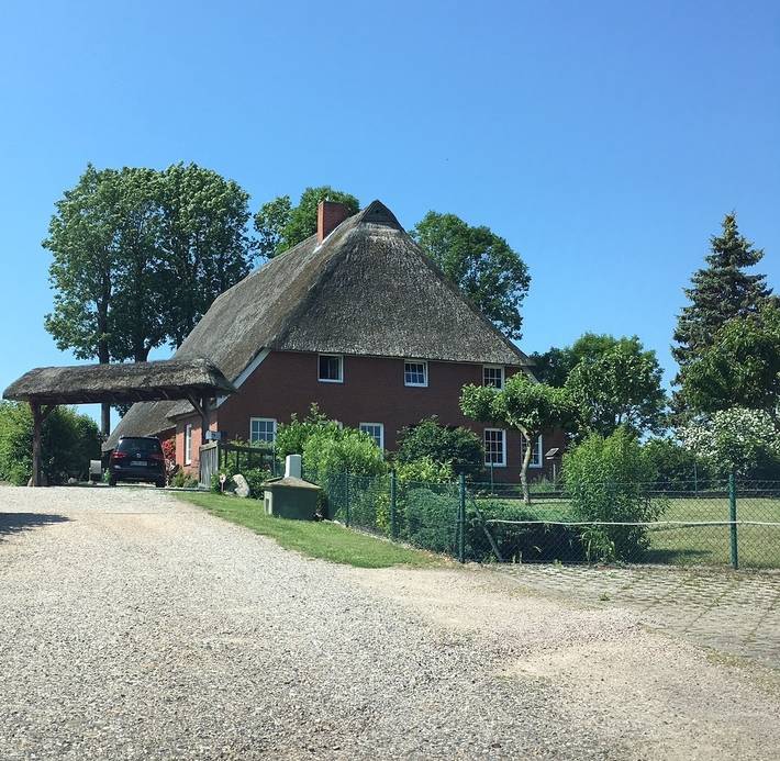 Ferienwohnung für 3 Personen, mit Terrasse und Garten in Schashagen