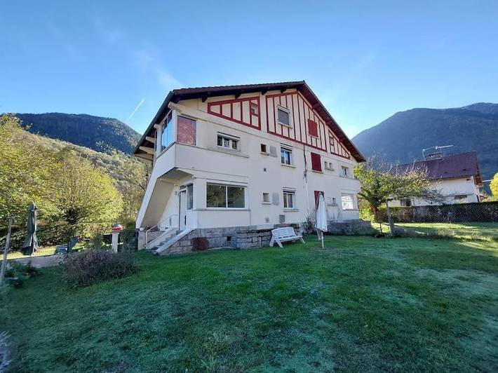 Appartement de vacances pour 5 personnes, avec jardin
