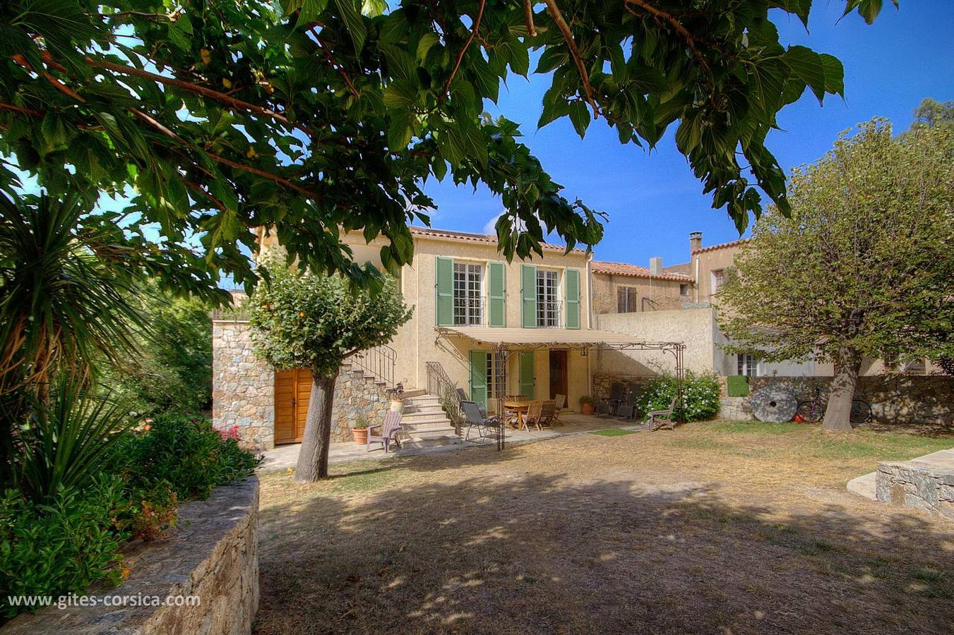 U Fragnu in Speloncato, Calvi und Umgebung