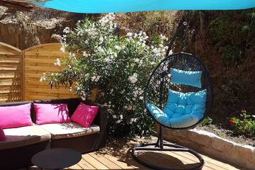 Gîte pour 2 personnes, avec balcon/terrasse et terrasse à Belgodère