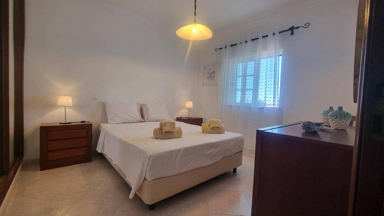Apartamento inteiro, One-Bedroom Apartment in Altura, Distrito de Faro