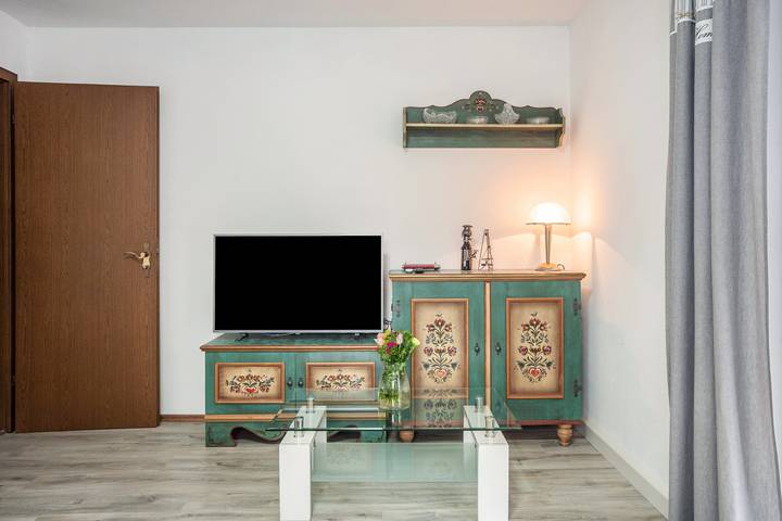 Appartement entier, Appartement de vacances 'Fewo Trudi' avec terrasse privée et Wi-Fi in Waltenhofen, Souabe (Bavière)