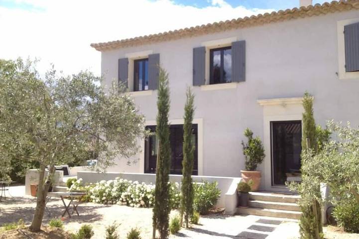 Maison de vacances pour 4 personnes, avec Jacuzzi ainsi que Terrasse et Jardin