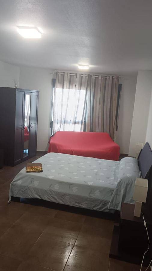 Apartamento para 5 personas, con Balcón además de Terraza y Vistas en Alcantarilla