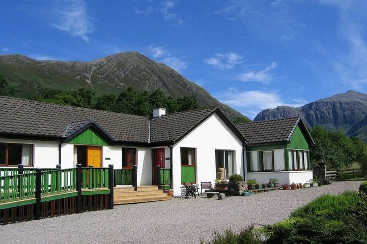 Log cabin for 8 people, with Garden in Glencoe