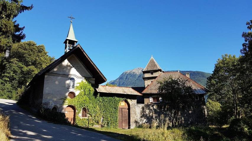 Location de vacances pour 2 personnes, avec jardin ainsi que terrasse et vue à Saint-Michel-de-Maurienne - 2
