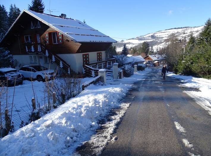 Appartement de vacances pour 6 personnes, avec terrasse et jardin dans Auvergne-Rhône-Alpes - 2