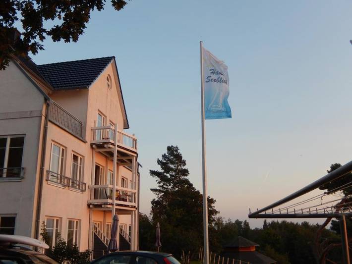 Ferienwohnung für 2 Personen, mit Balkon und Terrasse sowie Garten und Seeblick in Lietzow - 3