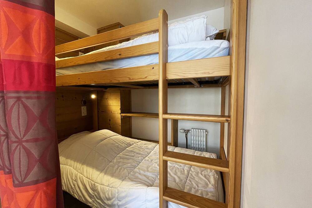 Geheel appartement, Renovated studio for 4, ski-in/ski-out, La Croisette, Les Menuires in Les Menuires, Saint-Martin-de-Belleville