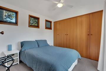 Holiday Home for 8 People in Hawks Nest, Hunter Valley, Photo 3