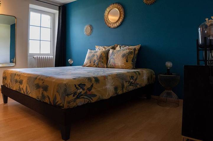 Gîte pour 4 personnes, avec piscine et terrasse ainsi que jardin et jacuzzi, animaux acceptés à Les Mées - 2