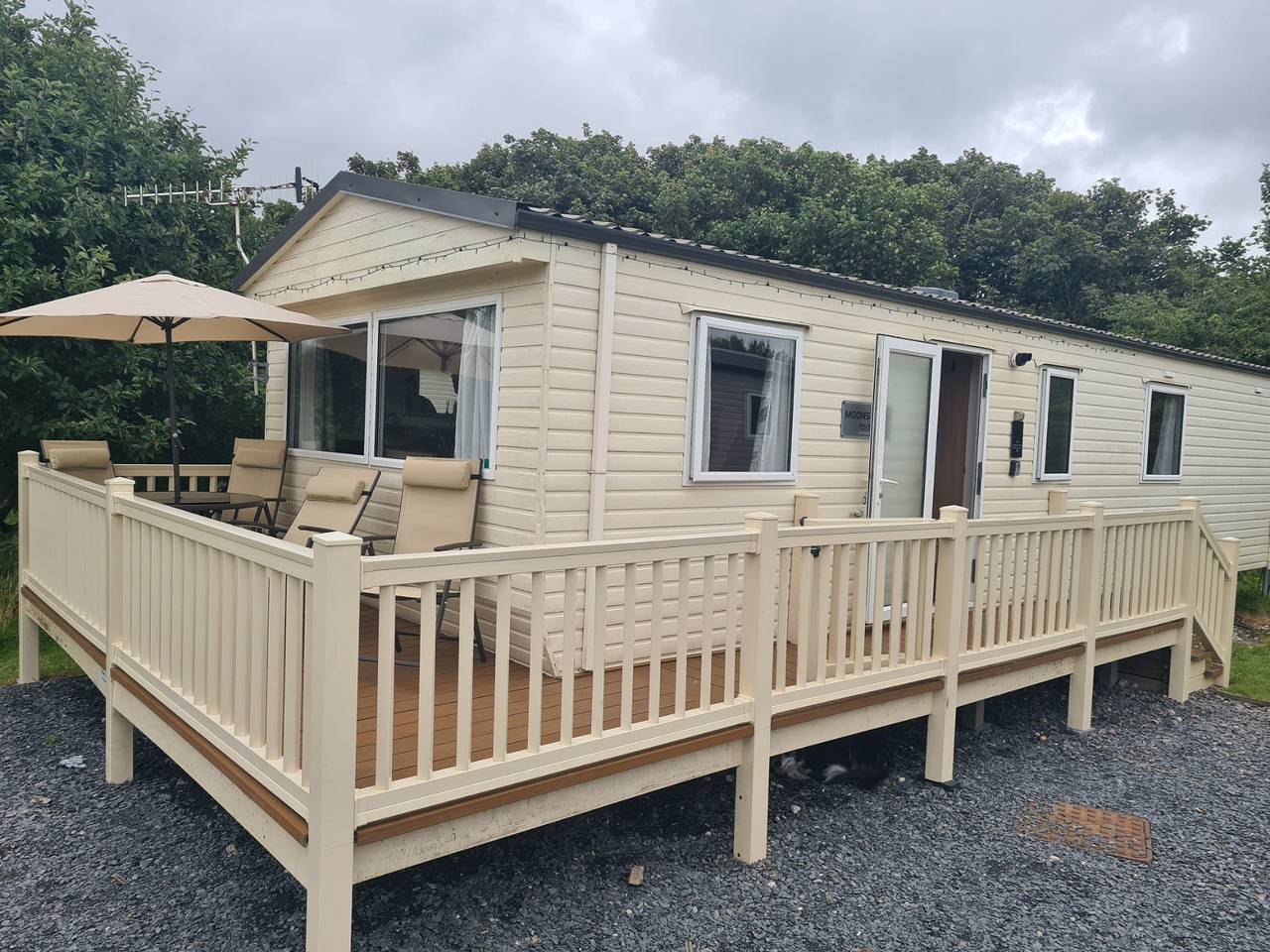 2 Bed Lodge - Sleeps 6 - Parking - Pets - Wifi in Lake District