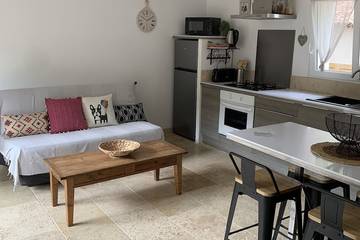 Gîte pour 4 personnes, avec terrasse à Ollioules