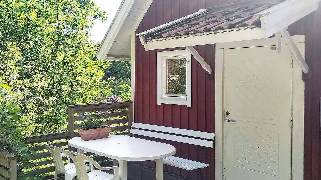 Hus för 6 Personer med terass in Skallsjö distrikt, Lerum