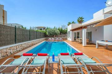Villa in Cala d'Or, Santanyí für 8 