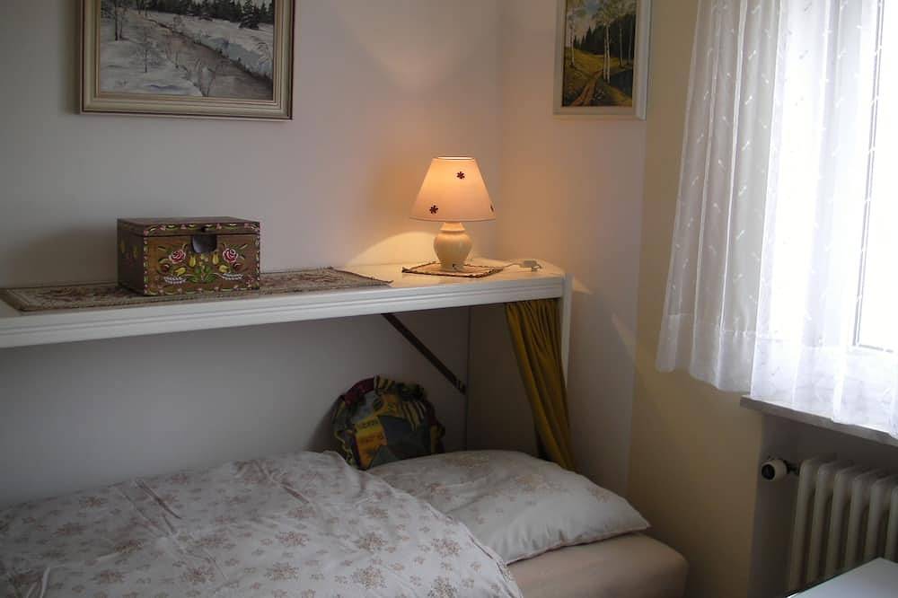 Ganze Wohnung, 110 qm, max. 6 Personen, ruhige Lage, verkehrsgünstig in Landstuhl, Saar-Nahe-Bergland