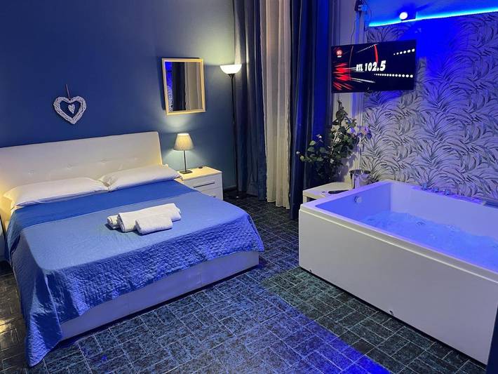B&B für 3 Personen, mit Pool und Whirlpool in Catania