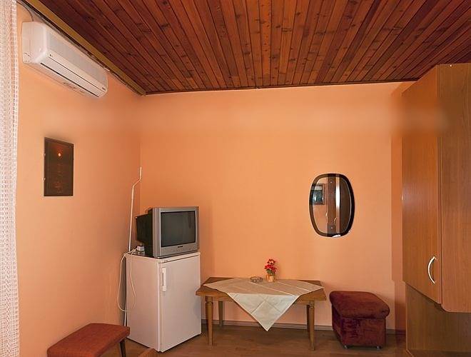 Ferienwohnung für 2 Personen, mit Balkon in Dalmatien - 4