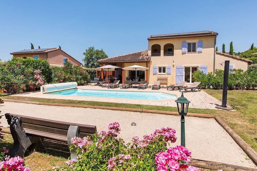 Villa pour 8 Personnes dans Vallon-Pont-d'Arc, Ardèche
