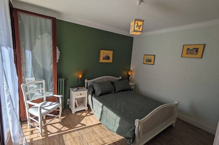 Location de vacances pour 8 personnes, avec balcon et jardin, animaux acceptés à Espéraza - 2