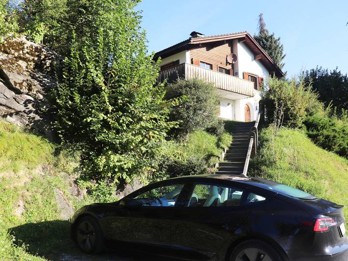 Ganze Ferienwohnung, Ferienhaus Miramunt Günther, Waltensburg - 4.5 Zimmer Ferienhaus für max. 4 Pers. in Waltensburg/Vuorz Staziun, Waltensburg