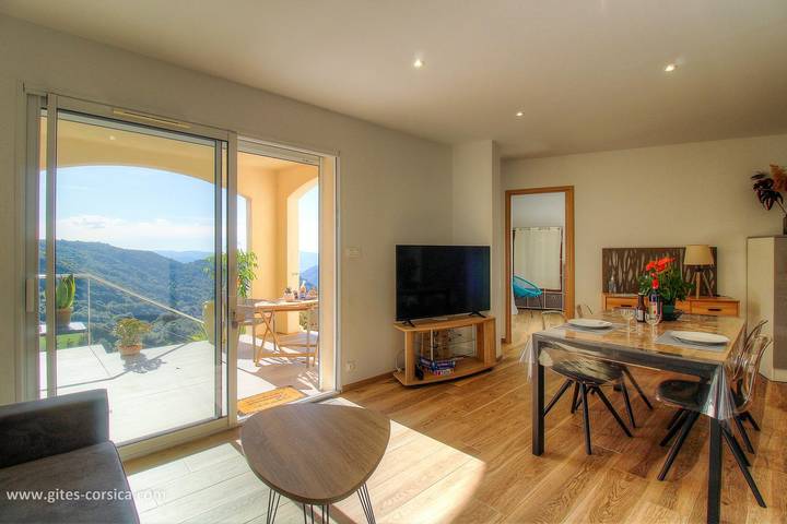 Maison Piazza 1 in Sainte-Lucie-de-Tallano, Parc naturel régional de Corse