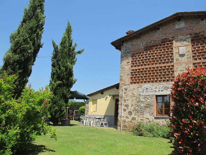 Ferienhaus für 6 Personen, mit Terrasse und Garten in Lucca - 3