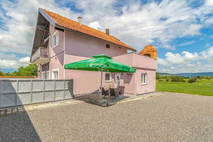 Ferienwohnung für 4 Personen, mit Terrasse und Garten - 1