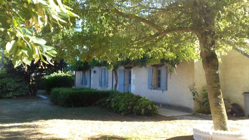 Chambre d’hôte pour 3 personnes, avec piscine et jardin en Indre-et-Loire - 3
