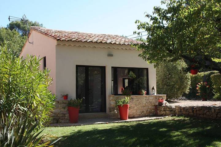 Location de vacances pour 4 personnes, avec piscine à Le Puy-Sainte-Réparade