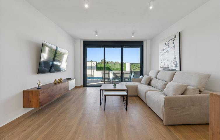 Modernes Apartment mit Pool & WiFi, Parkplatz - in der Nähe des indischen Restaurants Red Rose in Roda Golf, San Javier