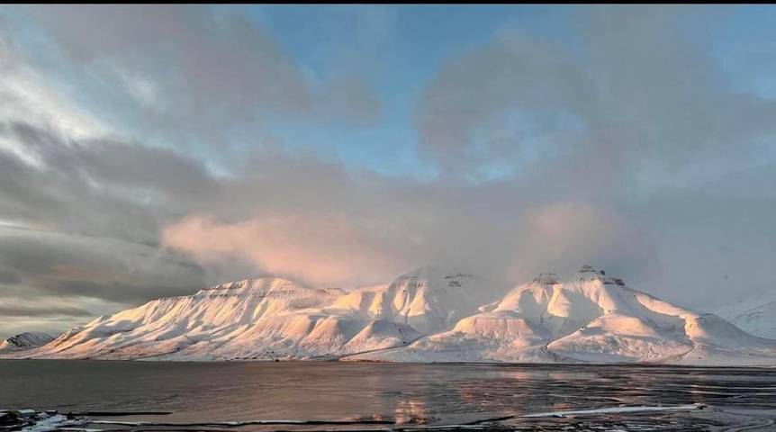 Location de vacances pour 11 personnes, avec terrasse et vue, animaux acceptés dans Longyearbyen - 2