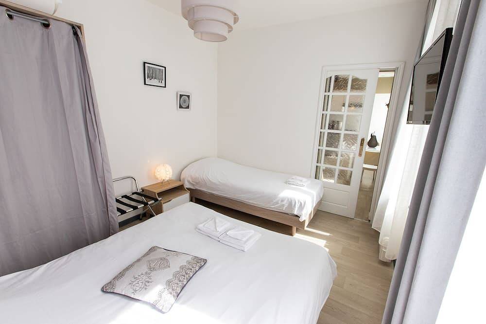 Appartement entier, Appartement 4 couchages + terrasse in Saint-Quentin, Aisne