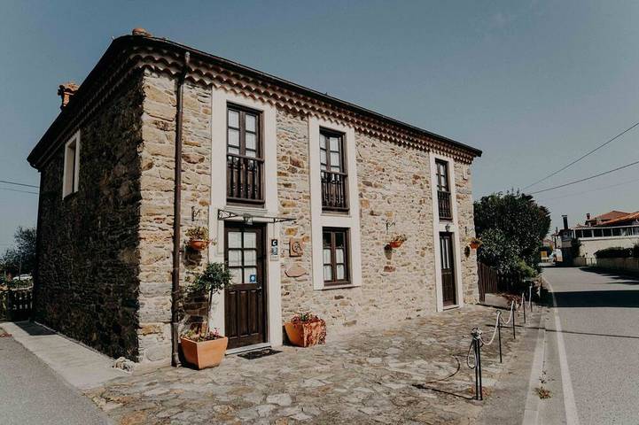 Gîte pour 8 personnes, avec Jacuzzi et Jardin