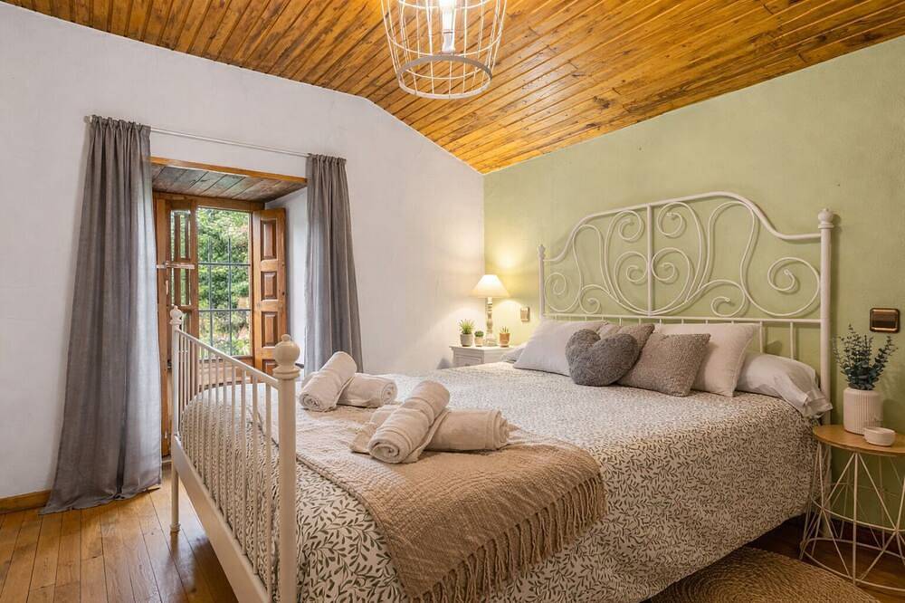 Fantásticas vistas sobre las montañas y Pacífica in Teverga, Cordillera Cantábrica