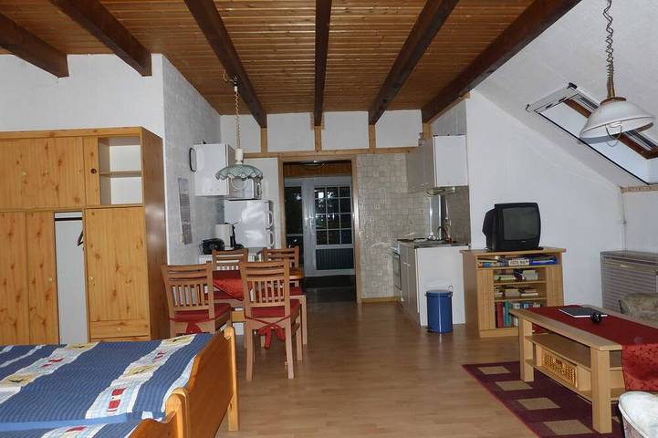 Ferienhaus für 4 Personen, mit Terrasse und Garten in Brinkum - 2