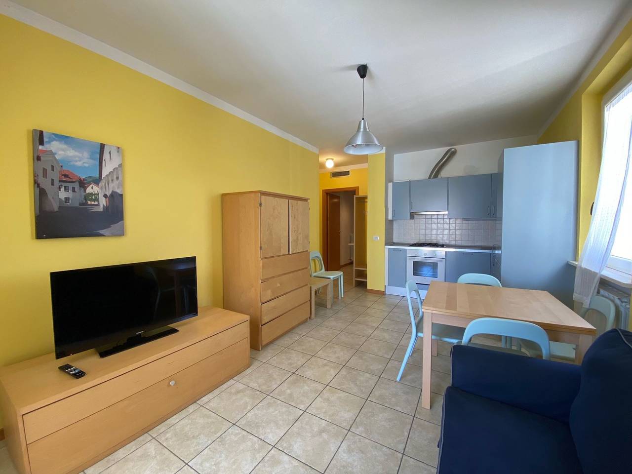 Entire holiday apartment, Lucangeli P.zza Approdo 9 - 31 - Trilo 3°P P.zza Approdo Sx in Adriatic Coast Marken