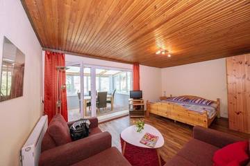 Ferienwohnung für 4 Personen, mit Terrasse und Garten in Dierhagen