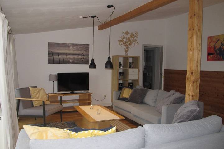 Ferienhaus für 8 Personen, mit Ausblick und Balkon sowie Garten in Tating - 2